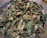 A picture of step 4 of Okra (microwave cooked with less oil).