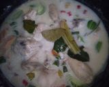 Foto langkah ke 5 dari resep Garang Asem Ayam.