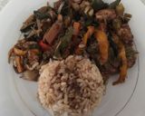 Foto del paso 7 de la receta: Arroz integral con saltado de verduras y pollo a la soya