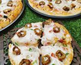 A picture of step 8 of Chicken Kabab Chunks Pizza 🍕🍕🍕.