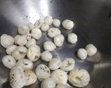 A picture of step 3 of Dry fruits laddu.