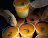 Foto langkah ke 3 dari resep Puding Sutra Mangga (Toping buah).