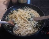 Spenótos, lazacos spagetti recept fázis 3 fotója