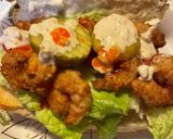 A picture of step 5 of Shrimp po’boy.