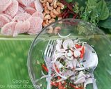 รูปขั้นตอนการทำที่ 2 ของ ยำแหนมหมู