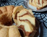Foto langkah ke 8 dari resep Marble Butter Cake.