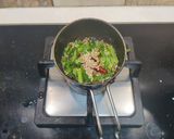 A picture of step 4 of Green Rava Dhokla.