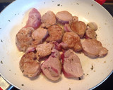Foto del paso 5 de la receta: Solomillo de cerdo con champiñones