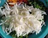 A picture of step 3 of Poha Pakoda.