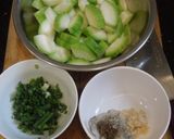 Hình bước làm 2 của món 🦐 Canh bí nấu tôm