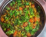 गाजर मटर बीन्स की सब्जी (gajar matar beans ki sabzi recipe in Hindi) रेसिपी चरण 6 फोटो
