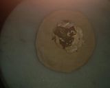 A picture of step 5 of Paneer paratha or amritsari paratha.