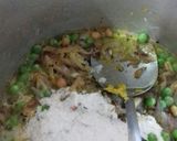 A picture of step 3 of Orange pulao.