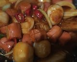 Foto langkah ke 4 dari resep Sosis bakso saos asam manis.