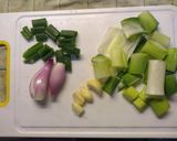 Foto del paso 1 de la receta: Pucherito de falda, vegetales y fideos