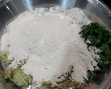 દૂધી નાં મૂઠિયાં (Dudhi Muthiya Recipe in Gujarati) રેસીપી સ્ટેપ2ફોટો