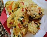 Foto langkah ke 4 dari resep Perkedel Tahu Telur Pedas.
