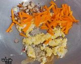 Foto langkah ke 3 dari resep Kwetiau Goreng Bumbu Iris.