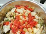 Pechugas en salsa de tomate
