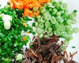 Hình bước làm 1 của món Chả giò kimbap (monchay)