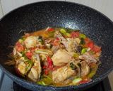 Foto langkah ke 4 dari resep Oseng Ayam.
