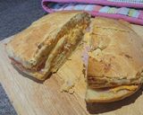 A picture of step 7 of Savoury Meat and Cheese Cake.