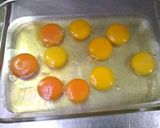 Foto langkah ke 1 dari resep Egg and Beef Casserole.