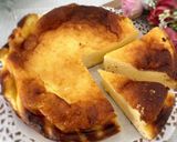 Foto langkah ke 5 dari resep Basque style Bake Cheesecake.