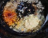 A picture of step 3 of Shahi Dal Makhani !!.