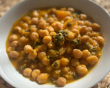 Foto del paso 7 de la receta: Potaje de garbanzos fácil con espinacas y calabaza