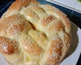 Foto langkah ke 5 dari resep Challah Bread-Braided Bread.