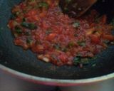 A picture of step 4 of Leftover Schezwan BreadUpma.