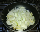Foto del paso 2 de la receta: Salchichas frescas al vino blanco