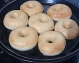 Foto langkah ke 9 dari resep Donat super empuk.