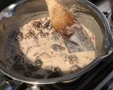 Une image de l'étape 7 de Sauce aux morilles,crème,oignon et vin rouge.