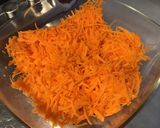 Une image de l'étape 2 de Cassolettes de blettes et carottes au cheddar.