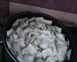 Foto del paso 3 de la receta: Ravioles con salsa bolognesa