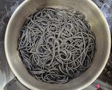 Foto del paso 1 de la receta: Spaghetti Nero a la Vongole