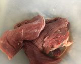 Foto del paso 1 de la receta: Carne en salsa