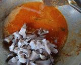 Foto langkah ke 4 dari resep Kuah Lontong Banjar.