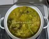 Foto langkah ke 5 dari resep Soto Ayam Kuah Bening.