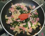 Foto del paso 3 de la receta: Tortilla de acelgas con guarnición de despensa y presentada con plato combinado