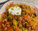 Foto del paso 8 de la receta: Nachos con frijoles y cheddar