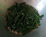 Foto langkah ke 3 dari resep 347. Tumis Kacang Panjang Rebon.