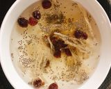 Hình bước làm 2 của món Yến Sào Chưng Hạt Chia Long Nhãn