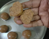 வேர்க்கடலை நாட்டு சக்கரை லட்டு(peanut jaggery laddu recipe in tamil) ரெசிபி ஸ்டேப் 6 புகைப்படம்