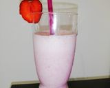 Vaníliás epres shake 🍓 recept fázis 1 fotója