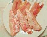 Foto del paso 4 de la receta: Salmonetes fritos rellenos de verduras variadas