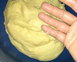 Foto langkah ke 2 dari resep T'winst Donut Ala2 Korean by Zahara.