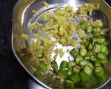 A picture of step 4 of Spinach Methi leaves bhajiya.